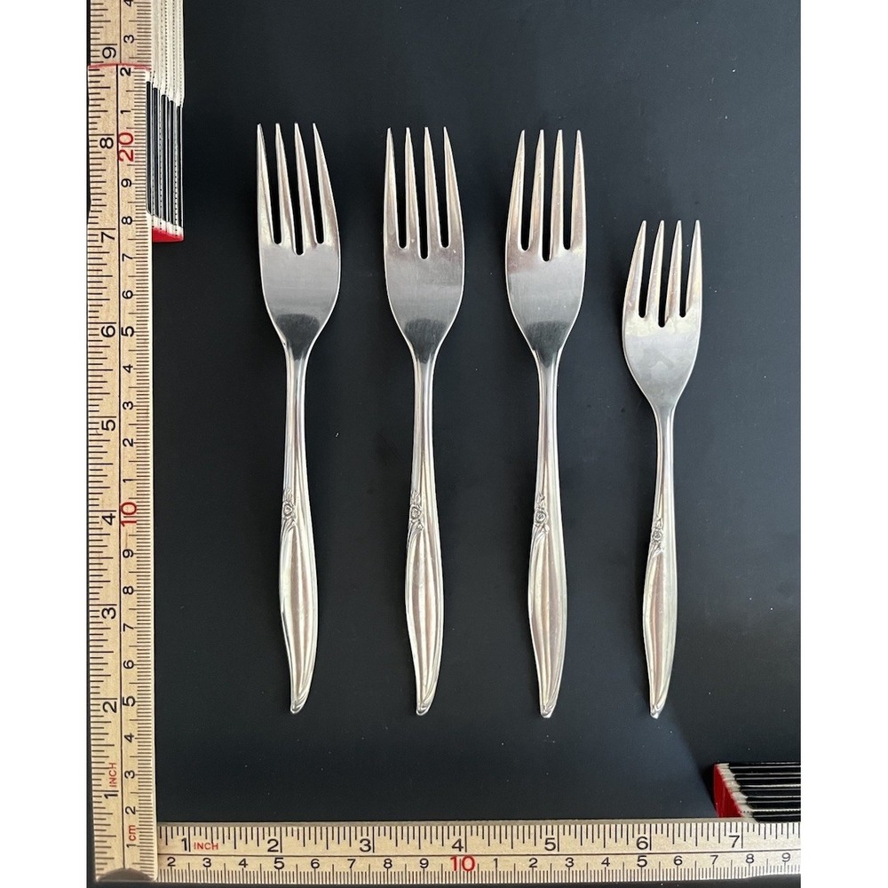 Oneida Kenwood FOREVER ROSE Stainless USA Glossy - Lot of 4 Forks